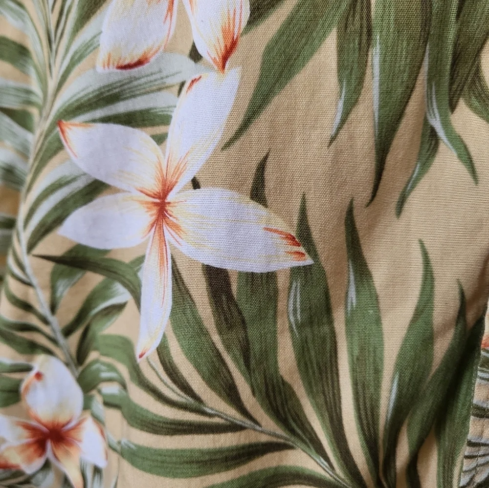 J. Crew 100% cotton tropical‎ button up